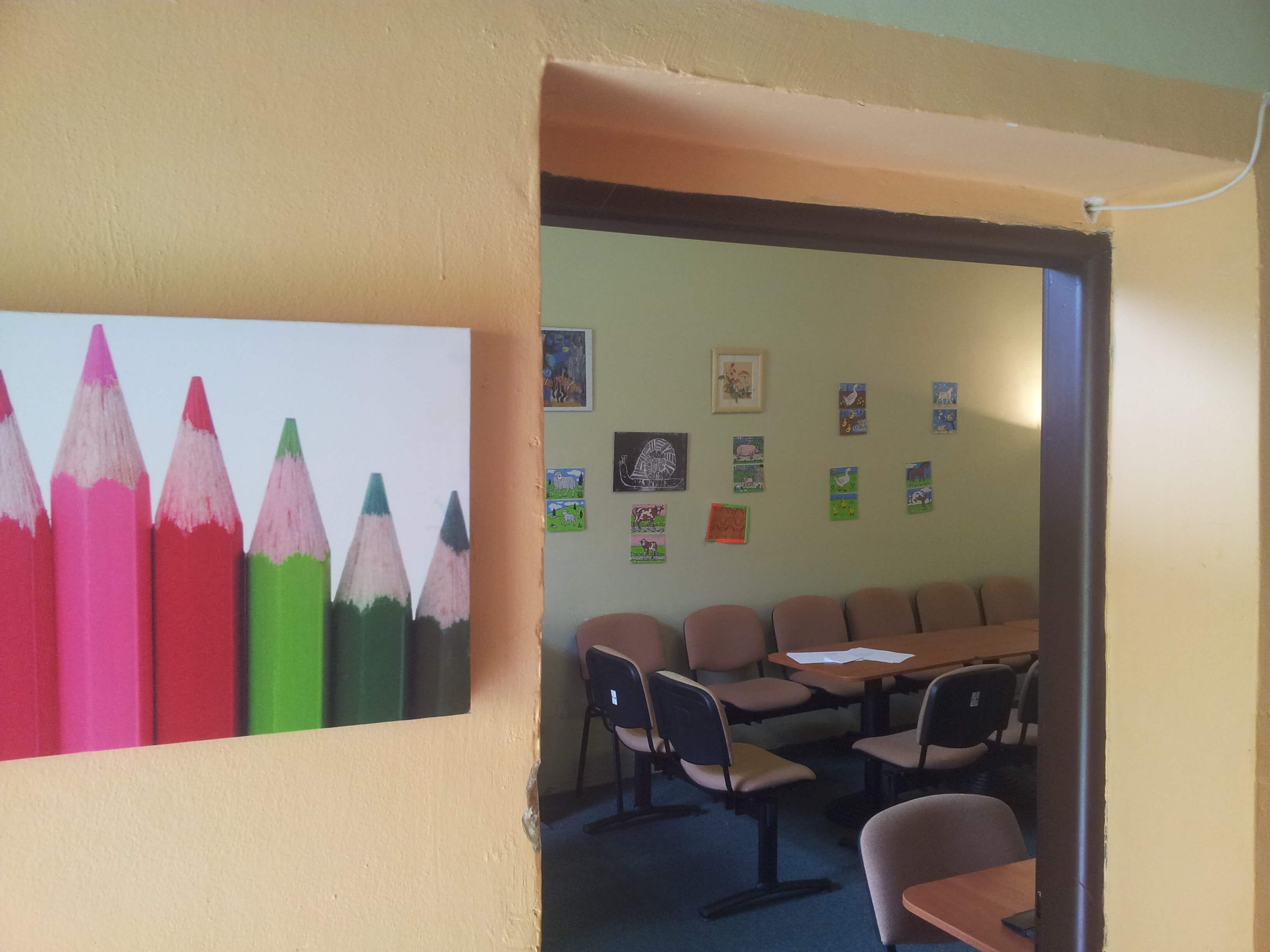 Azylový dům pro matky s dětmi R-Mosty se stal součástí základní sítě soc. služeb ve Středočeském kraji Azylový dům pro matky s dětmi R-Mosty se stal součástí základní sítě soc. služeb ve Středočeském kraji